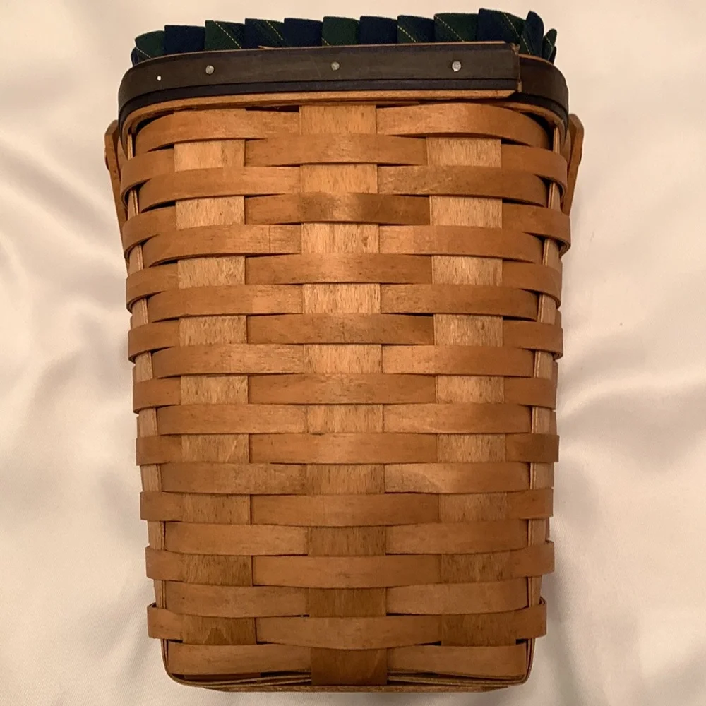 Longaberger 2003 Collector’s Club Gathering Basket Set